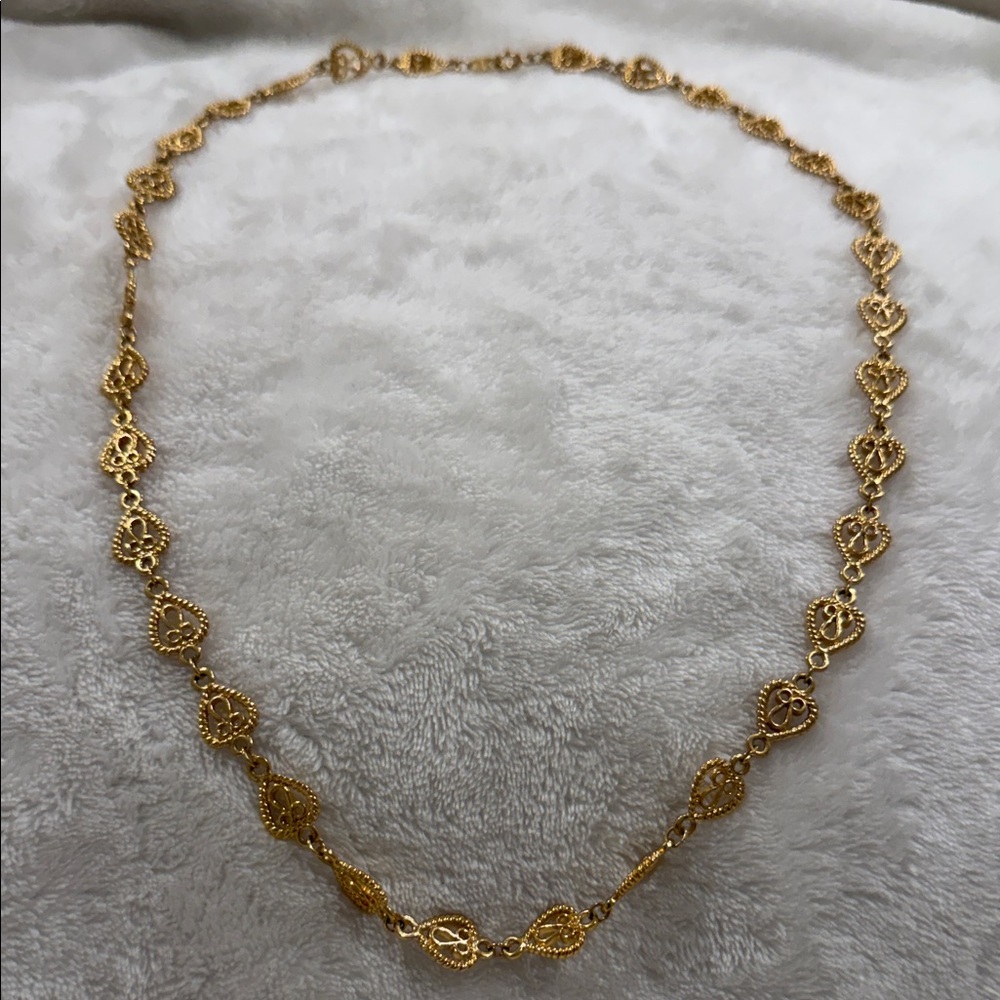 Avon Gold Tone Filigree Necklace